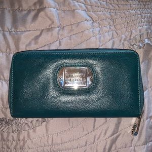 Liz Claiborne wallet